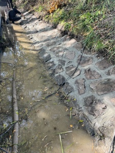 Foto: Králický potok IDVT 10177119,oprava dlažeb a nátrží, ř. km 0,000 - 0,300, odtěžení sedimentů ř. km 0,300 - 1,300, Králický potok